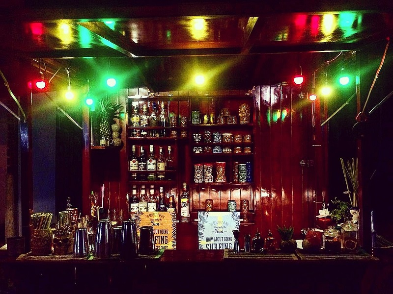 Funky Tiki Bar là quán bar nổi tiếng ở Phú Quốc.