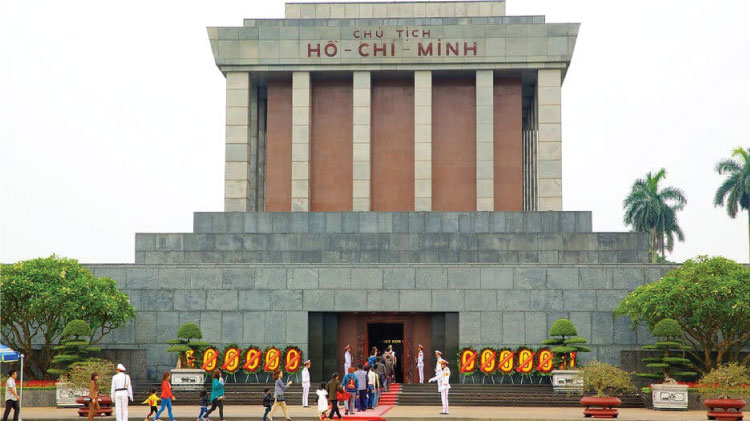 Lăng Chủ tịch Hồ Chí Minh - quảng trường Ba Đình