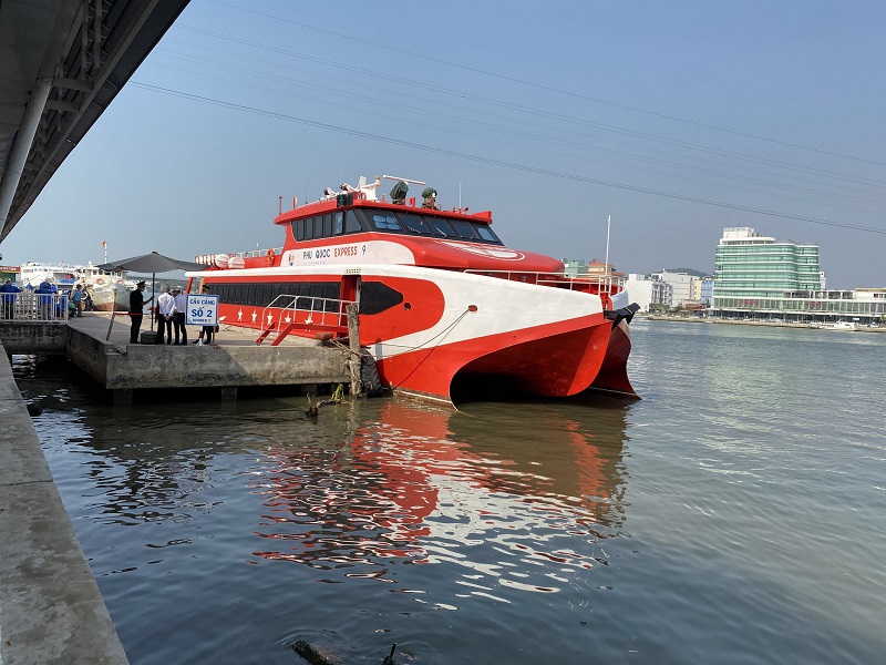 Phú Quốc Express chạy 4 chuyến mỗi ngày từ Hà Tiên đi Phú Quốc
