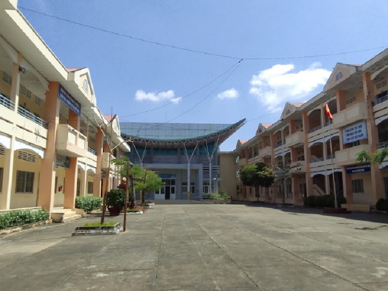 Trường THPT Nguyễn Việt Dũng