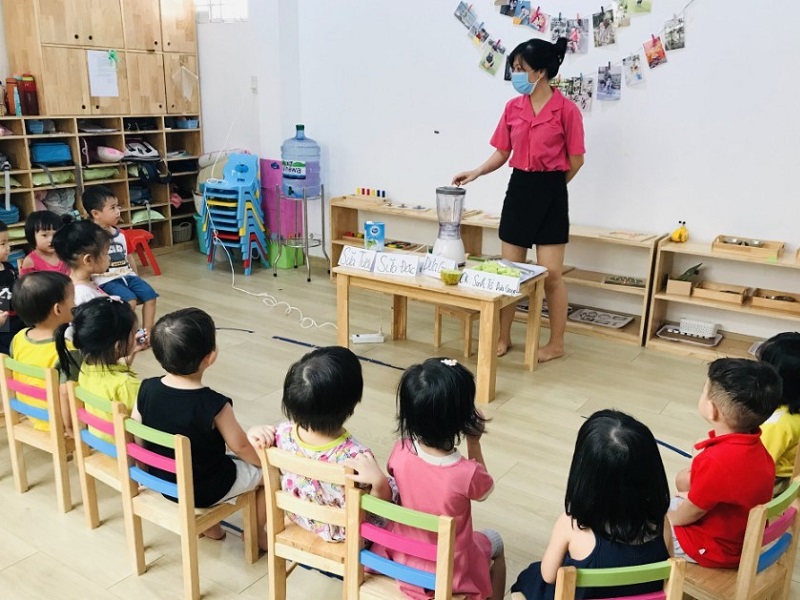 Lớp học nấu ăn của các em trường mầm non Happy Journey Preschool 