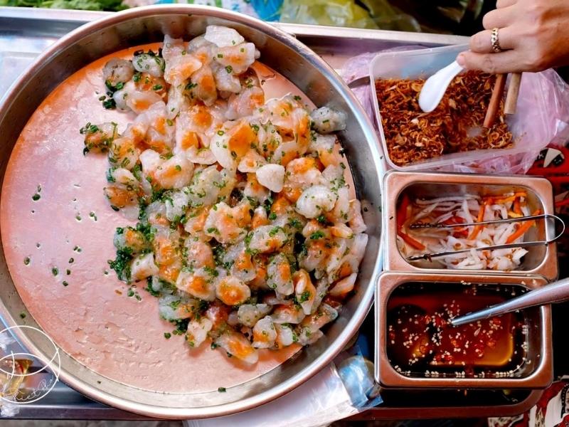 Bánh quai vạc đặc sản Phan Thiết giá rẻ, được bày bán phổ biến